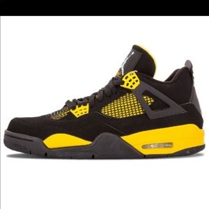 Air Jordan 4 Retro “Thunder”